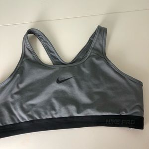 Sports bra